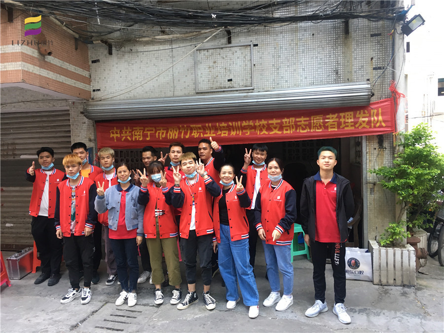 爺爺奶奶的理發(fā)問題，我們承包啦