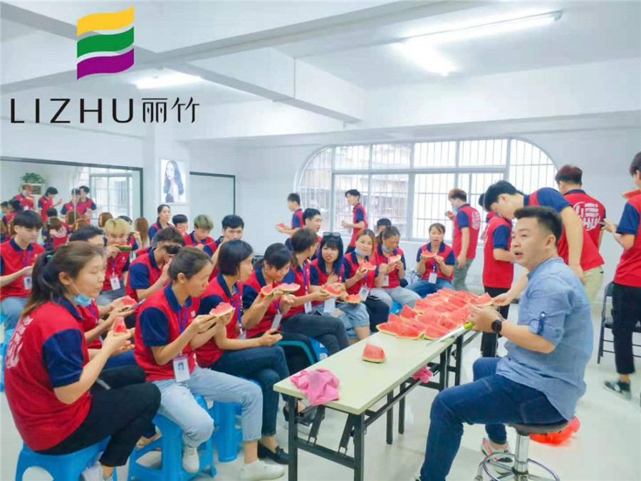 歡迎參加南寧美發(fā)學?！拔鞴吓俊?>
								
								<span id=