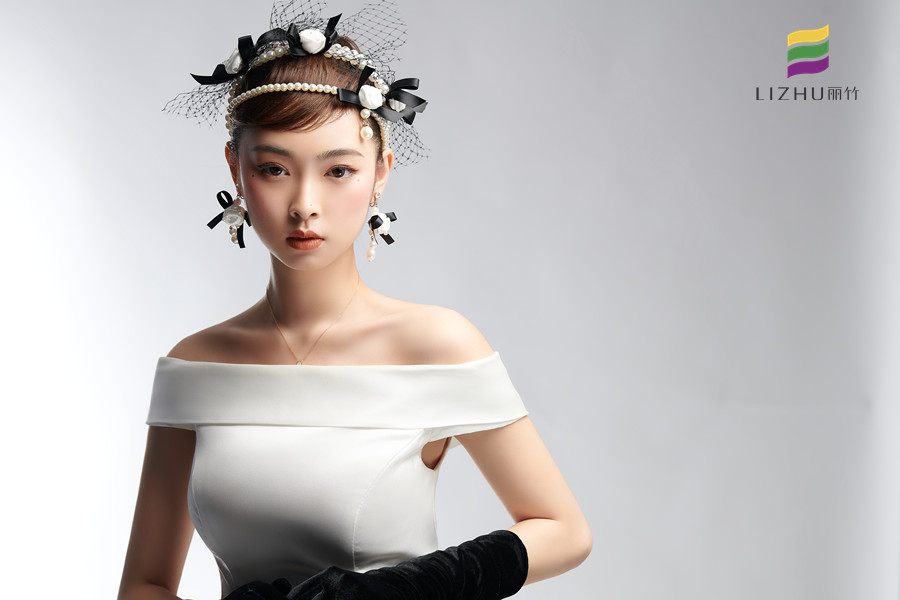 為什么新娘妝顯老？廣西彩妝教材給你分析