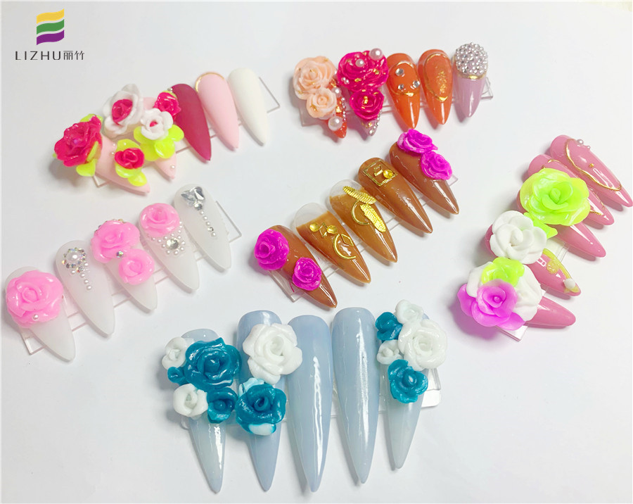 雕花美甲圖片，南寧美甲十大名校學員作品