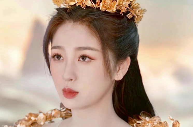 息山神女的眼妝教程，真的又仙又御