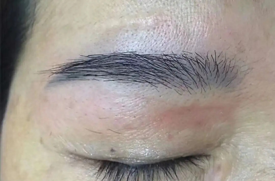 藍(lán)眉和紅眉形成的原因，看南寧紋繡培訓(xùn)正規(guī)學(xué)校哪家好?