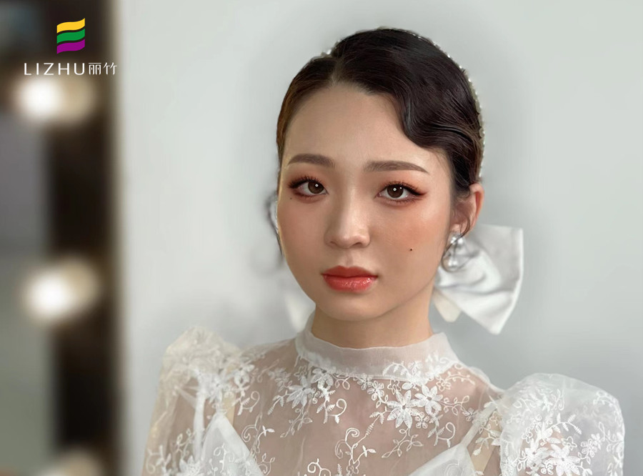 婉約韓式新娘 ，廣西專業(yè)化妝培訓(xùn)造型學(xué)校作品