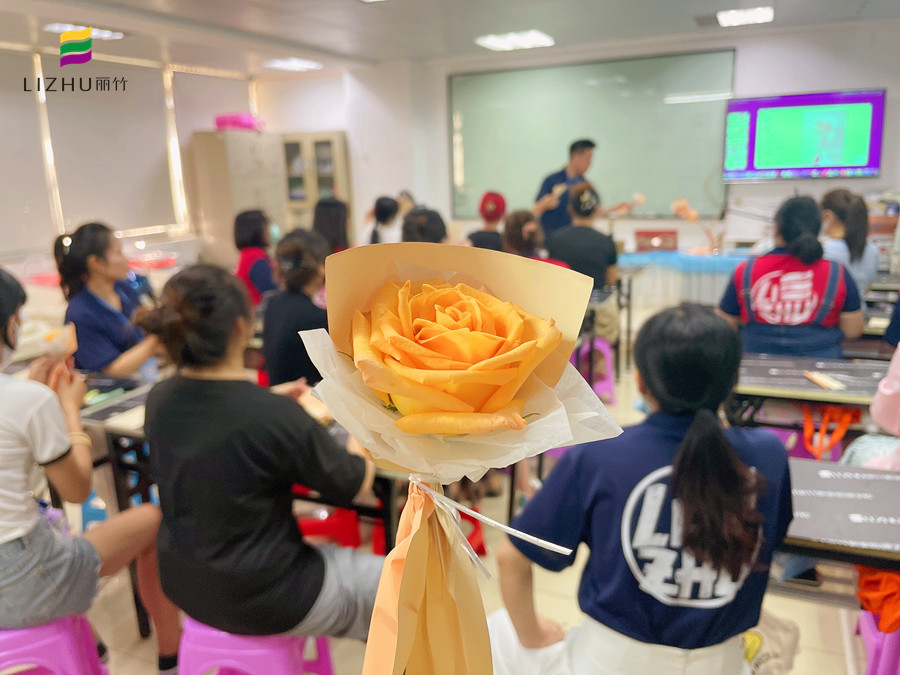 南寧花藝培訓(xùn)哪里好？南花藝師培訓(xùn)學(xué)校歡迎你