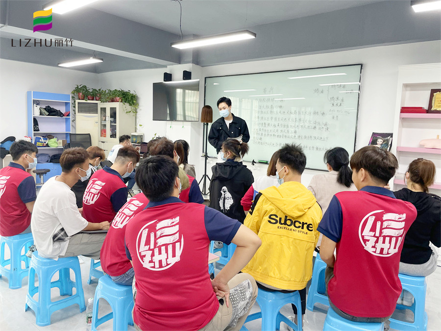 生姜洗頭的好處？南寧美發(fā)洗護(hù)學(xué)校理論講解