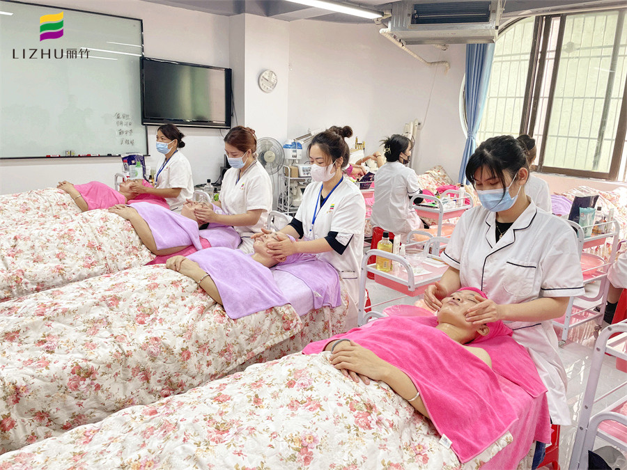 面部提升怎么做？廣西美容護(hù)膚學(xué)校告訴你