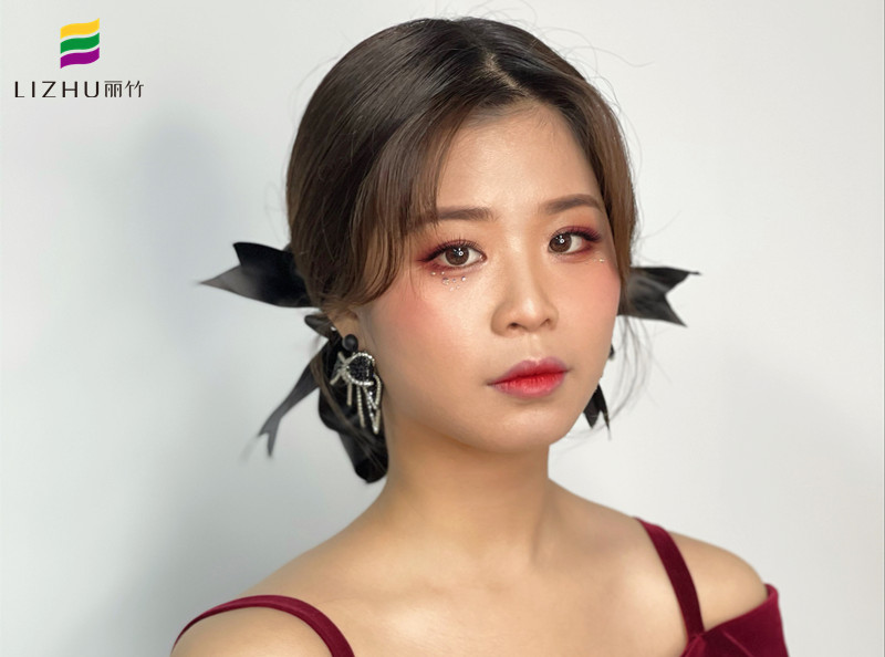 時(shí)尚簡約造型，廣西美妝師專業(yè)學(xué)校作品