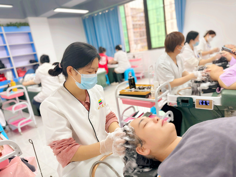 頭療過后的注意事項，廣西頭療職業(yè)學(xué)校總結(jié)