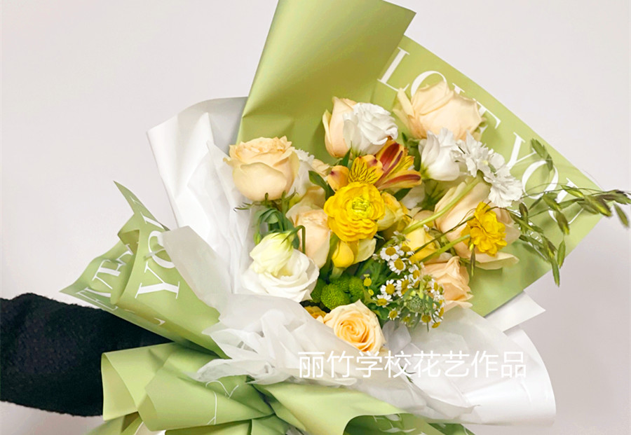 韓系花束的特點(diǎn)，廣西學(xué)插花藝術(shù)