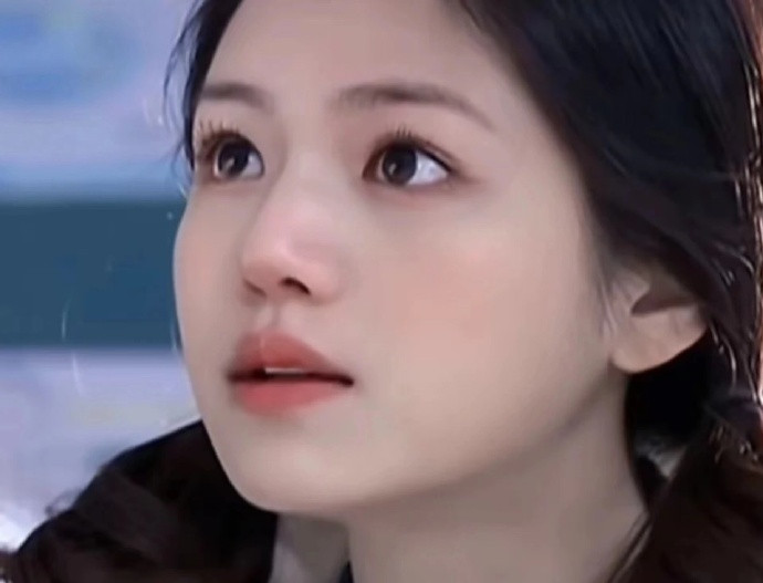 消腫減齡眼妝，廣西化妝基礎(chǔ)班教程