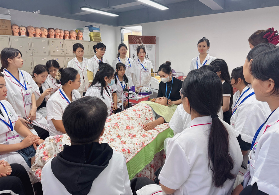 使用美容儀器注意事項(xiàng)，南寧美容儀器培訓(xùn)班教學(xué)