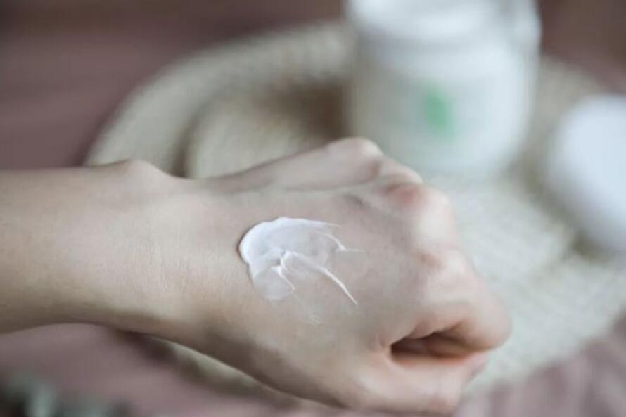 身體乳使用誤區(qū)，南寧美容美體護(hù)膚學(xué)校分享