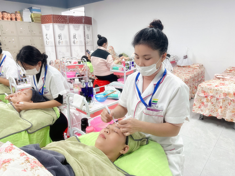 ?學美容心得體會：選擇麗竹，把握成功