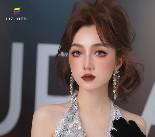 氣質(zhì)千金新娘，南寧學(xué)化妝影樓作品