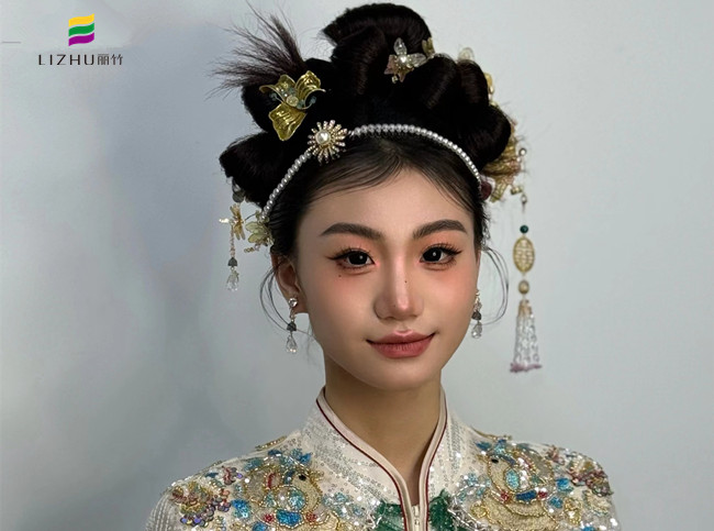  新中式秀禾造型，廣西新娘妝容造型培訓