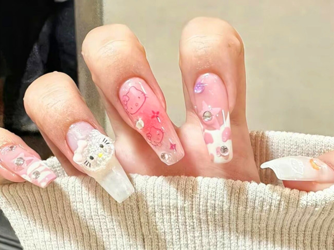 Hellokitty卡通美甲，南寧美甲款式造型學(xué)校分享