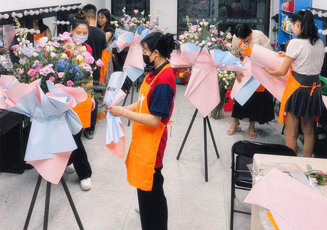 常見的開業(yè)花籃類型，南寧花藝培訓哪里的好？
