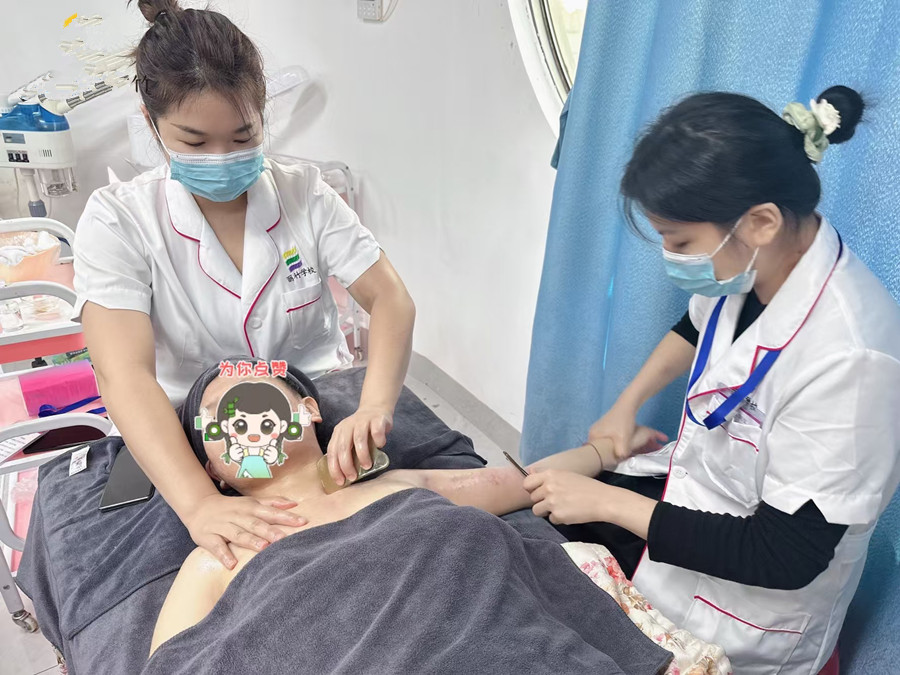 刮痧必懂知識點，南寧美容健康管理職業(yè)學(xué)校總結(jié)