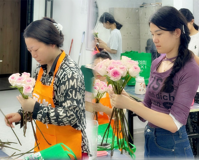螺旋花束的教程，南寧花藝師學(xué)校分享